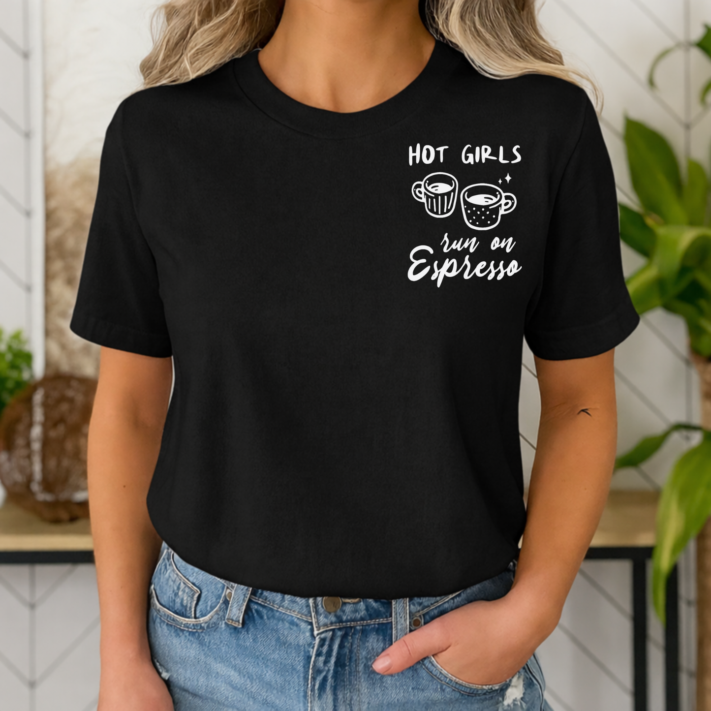 T-shirt – Hot Girls run on Espresso